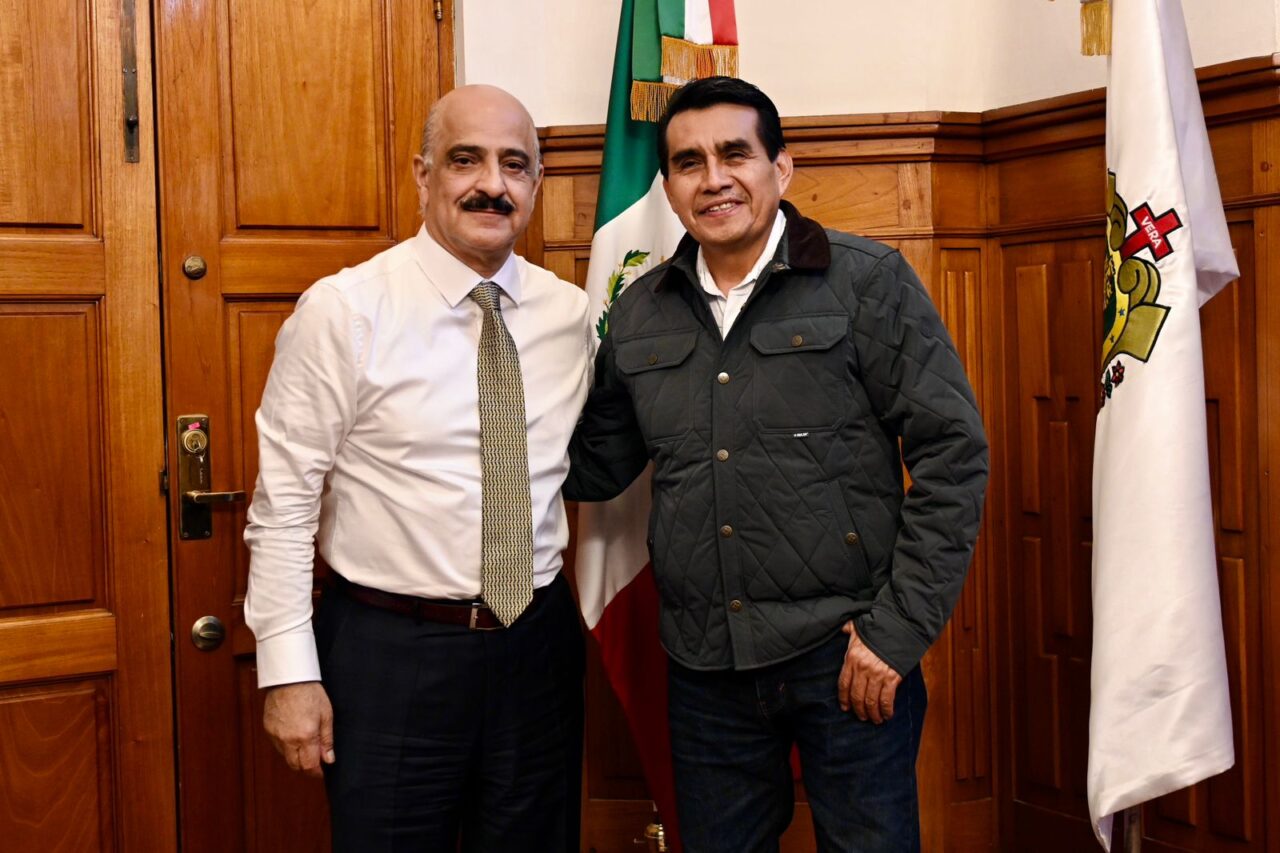 Se reúne diputado Esteban Bautista con autoridades estatales y militares